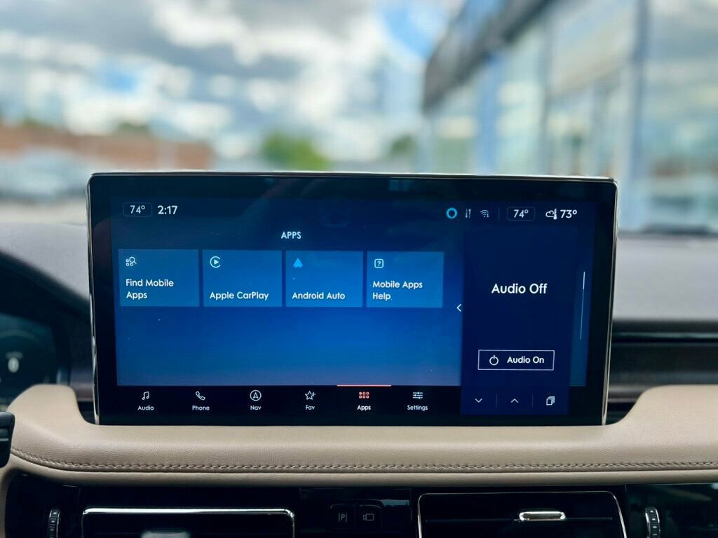 Used 2022 Lincoln Nautilus Reserve w/ Equipment Group 201A image 21