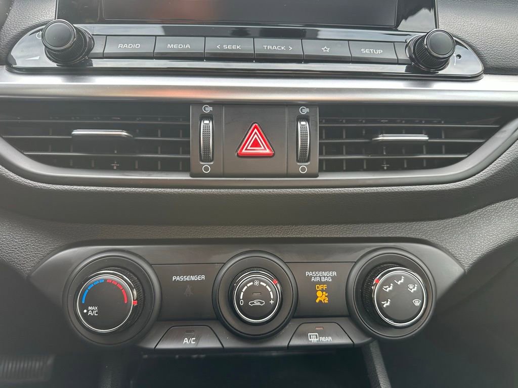 Used 2023 Kia Forte LXS image 12