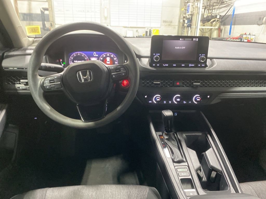 Certified 2023 Honda Accord EX image 17