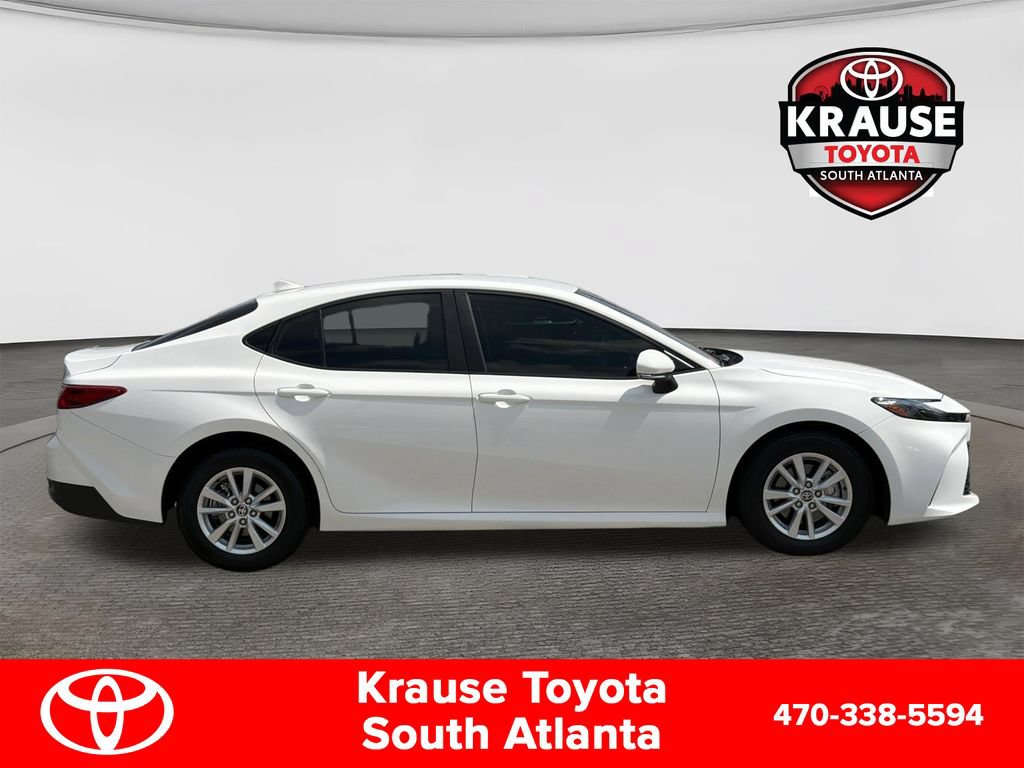 Used 2025 Toyota Camry LE FWD image 9
