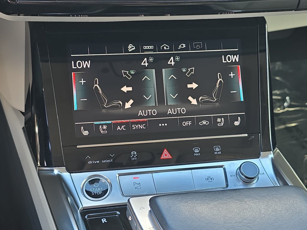 Used 2024 Audi Q8 e-tron Premium Plus AWD/4WD image 31