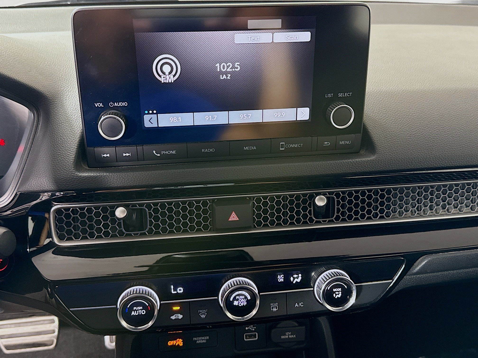 Used 2022 Honda Civic Sport image 18