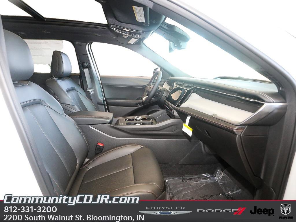 New 2026 Jeep Cherokee Limited image 19