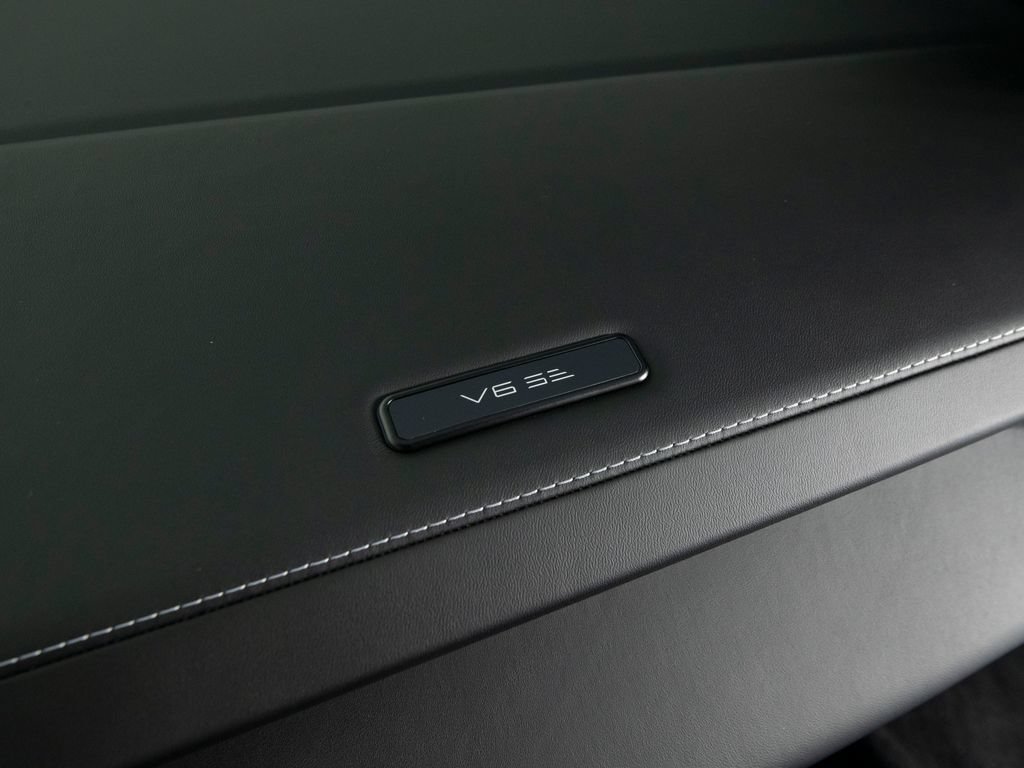 Used 2026 Lotus Emira RWD image 31