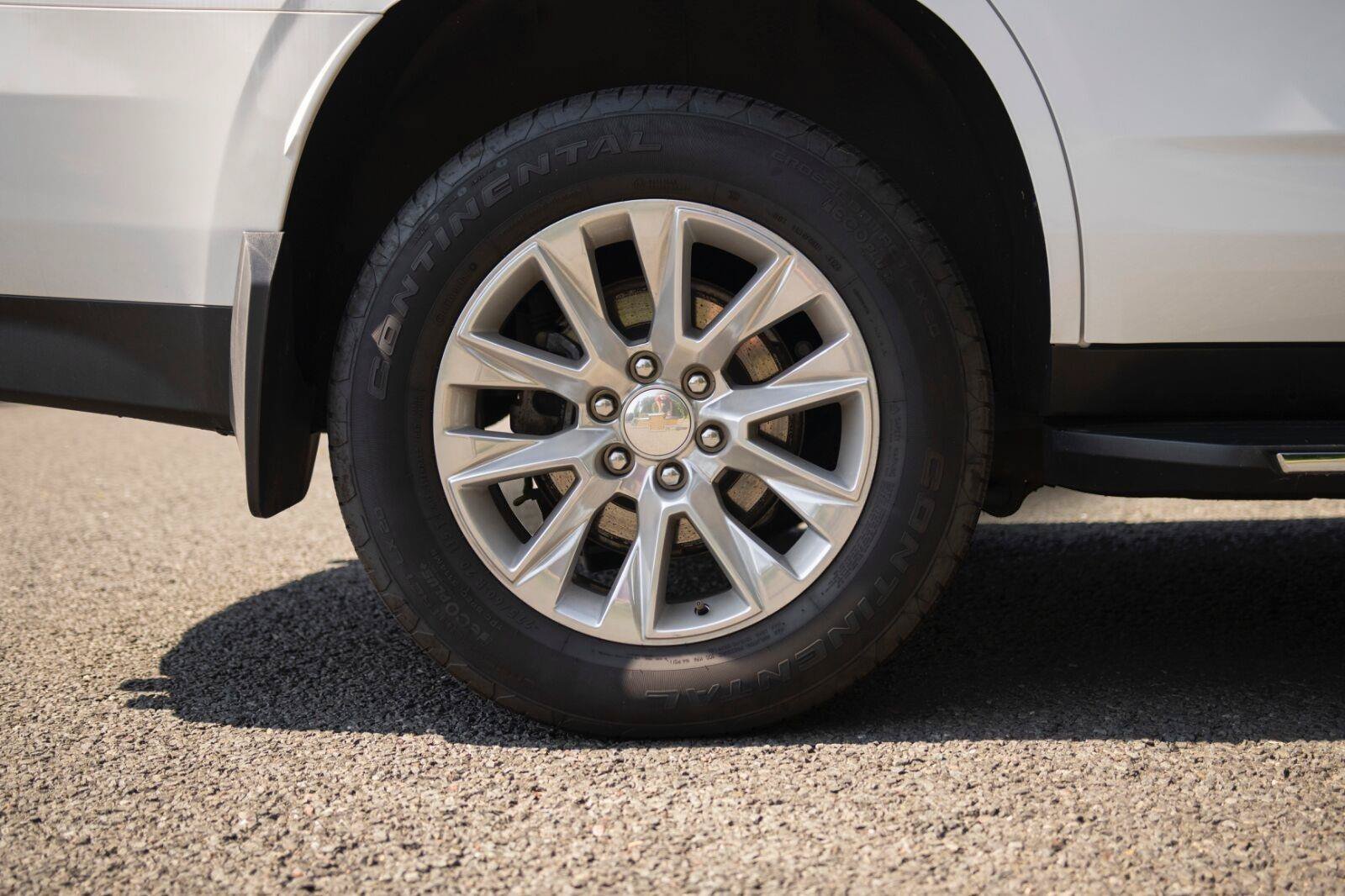 Used 2024 Chevrolet Tahoe Premier AWD/4WD image 26