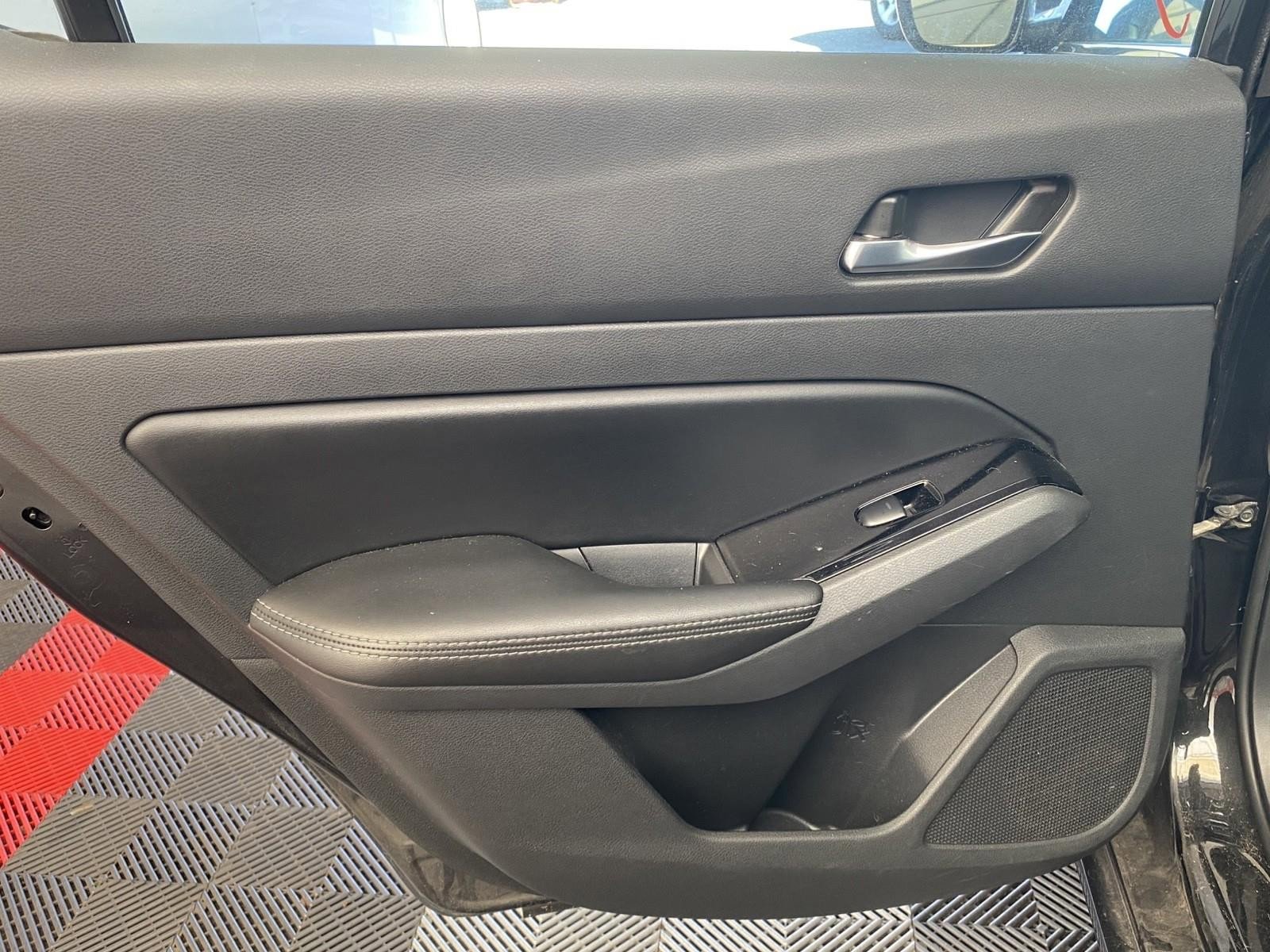 Used 2021 Nissan Altima 2.5 SV FWD image 15