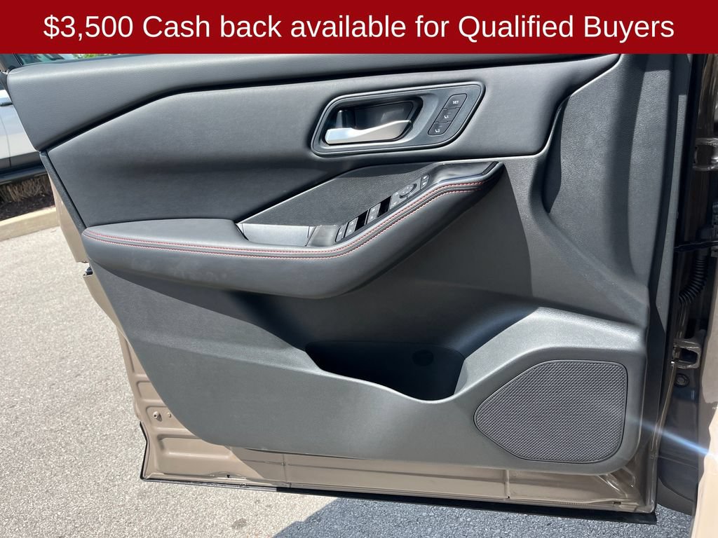 New 2026 Nissan Rogue SV w/ Rock Creek Premium Package AWD/4WD image 11