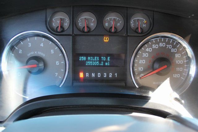 Used 2010 Ford F150 XLT image 10