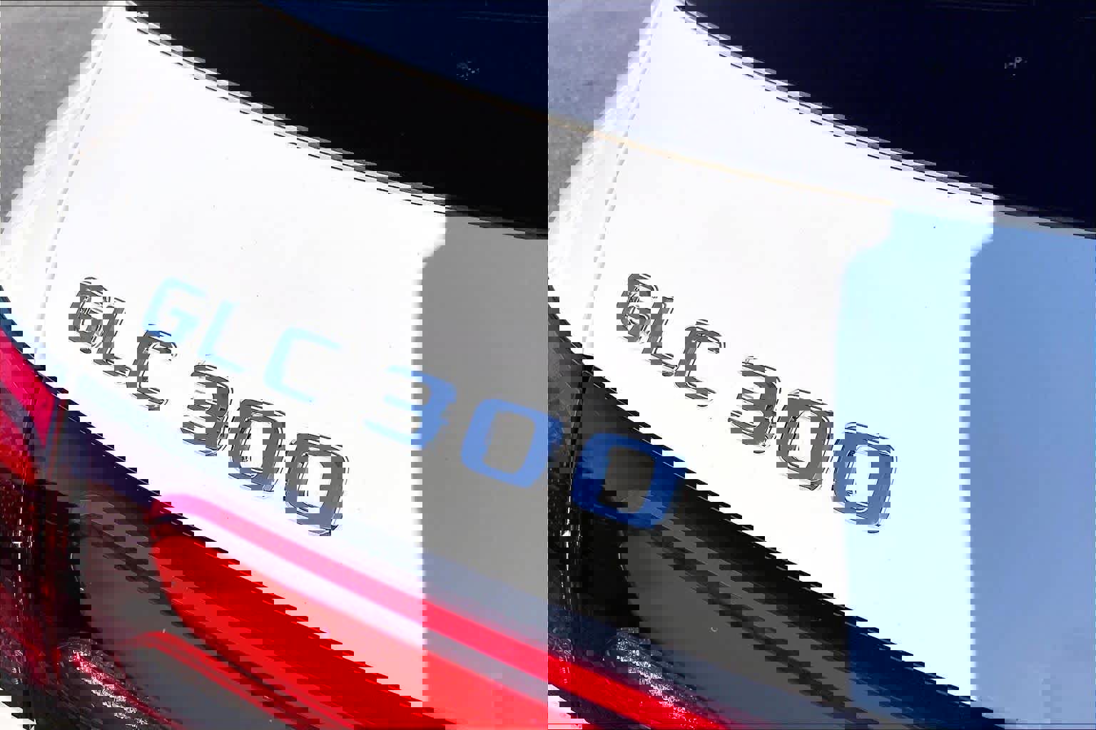 Used 2023 Mercedes-Benz GLC 300 GLC 300 image 10