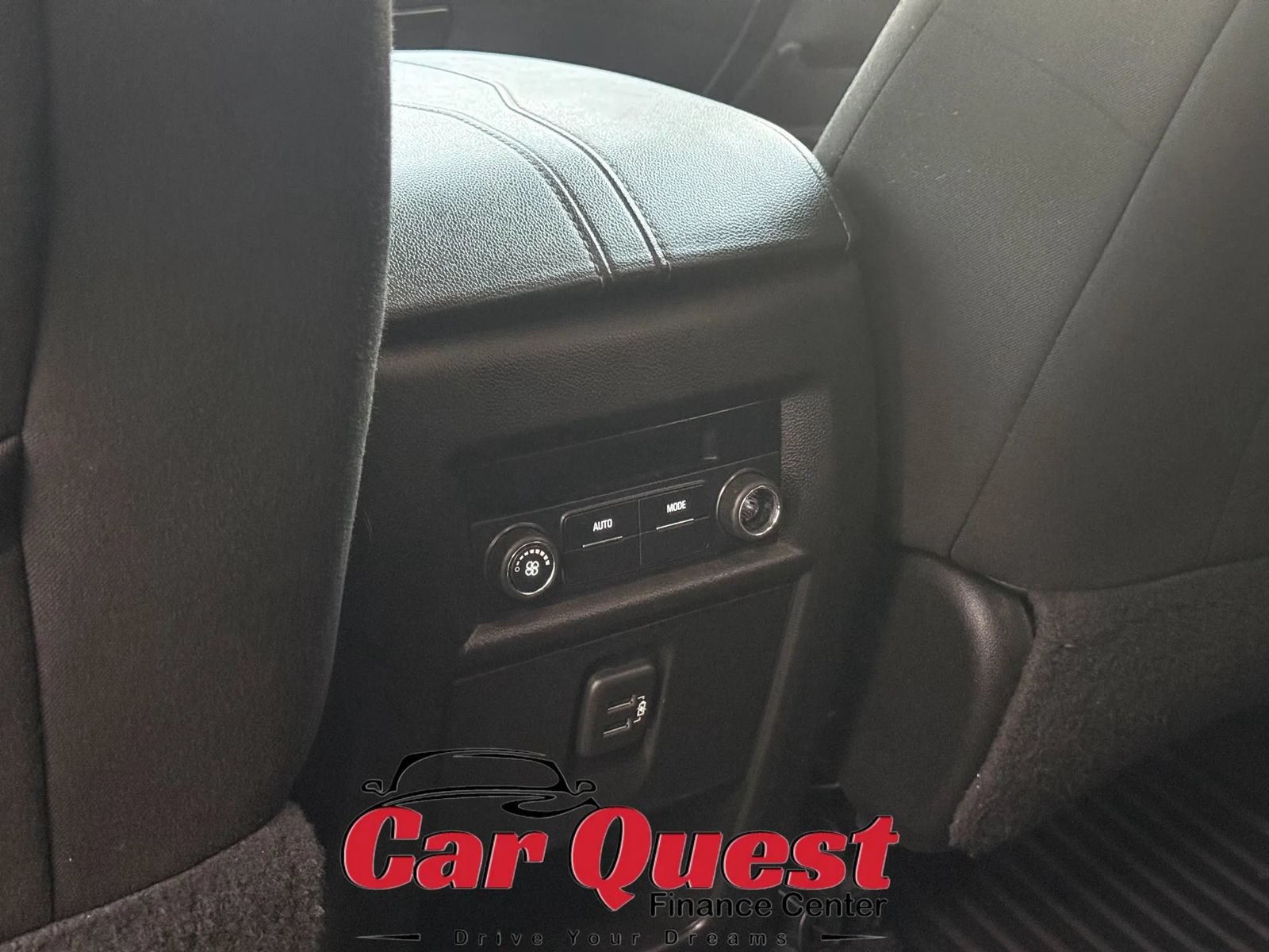 Used 2019 Chevrolet Traverse LS FWD image 25