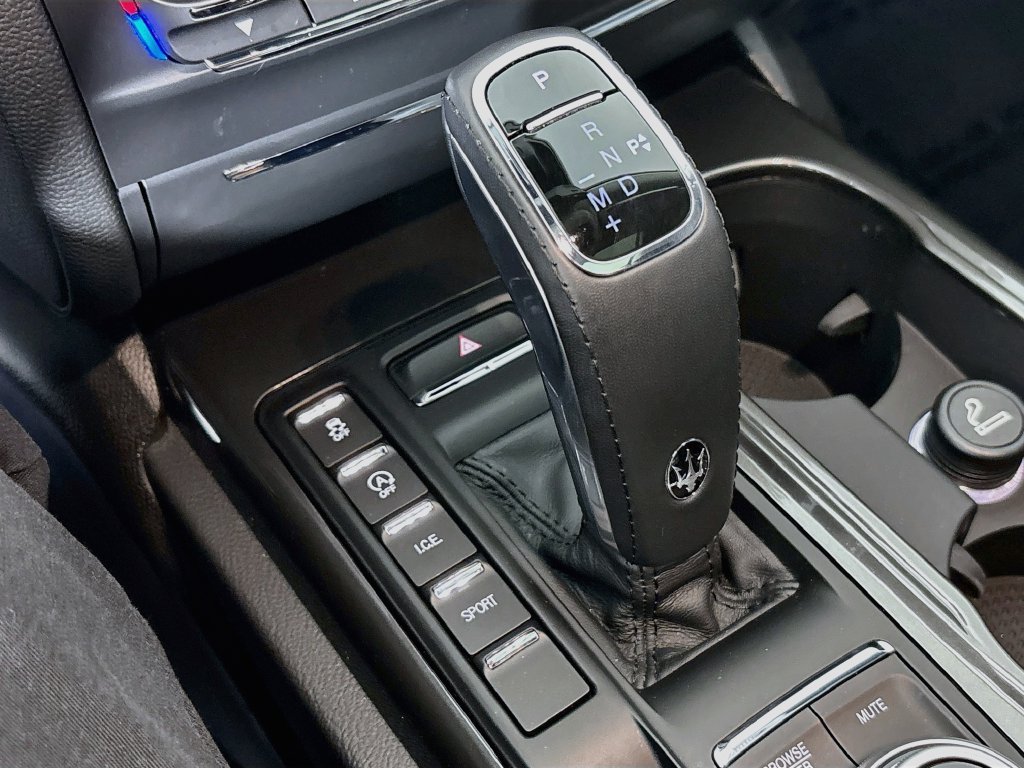 Used 2022 Maserati Ghibli GT RWD image 19