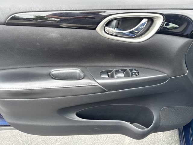 Used 2019 Nissan Sentra SV FWD image 9