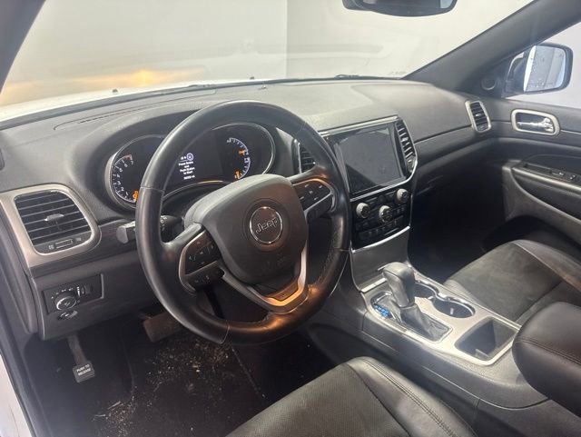 Used 2020 Jeep Grand Cherokee Altitude RWD image 13
