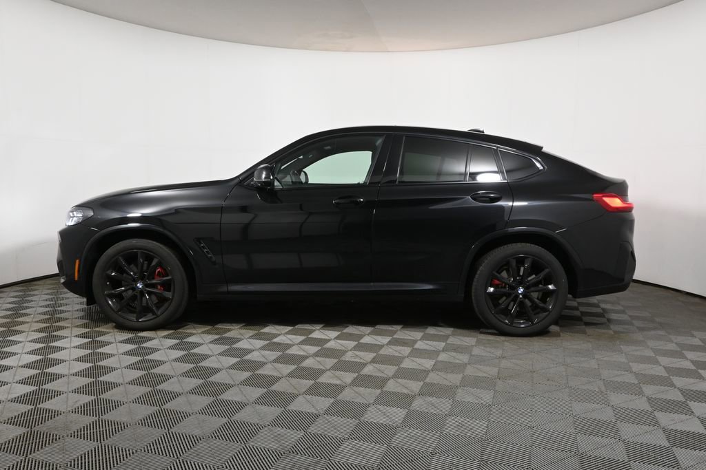 Certified 2023 BMW X4 M40i w/ Premium Package AWD/4WD image 2