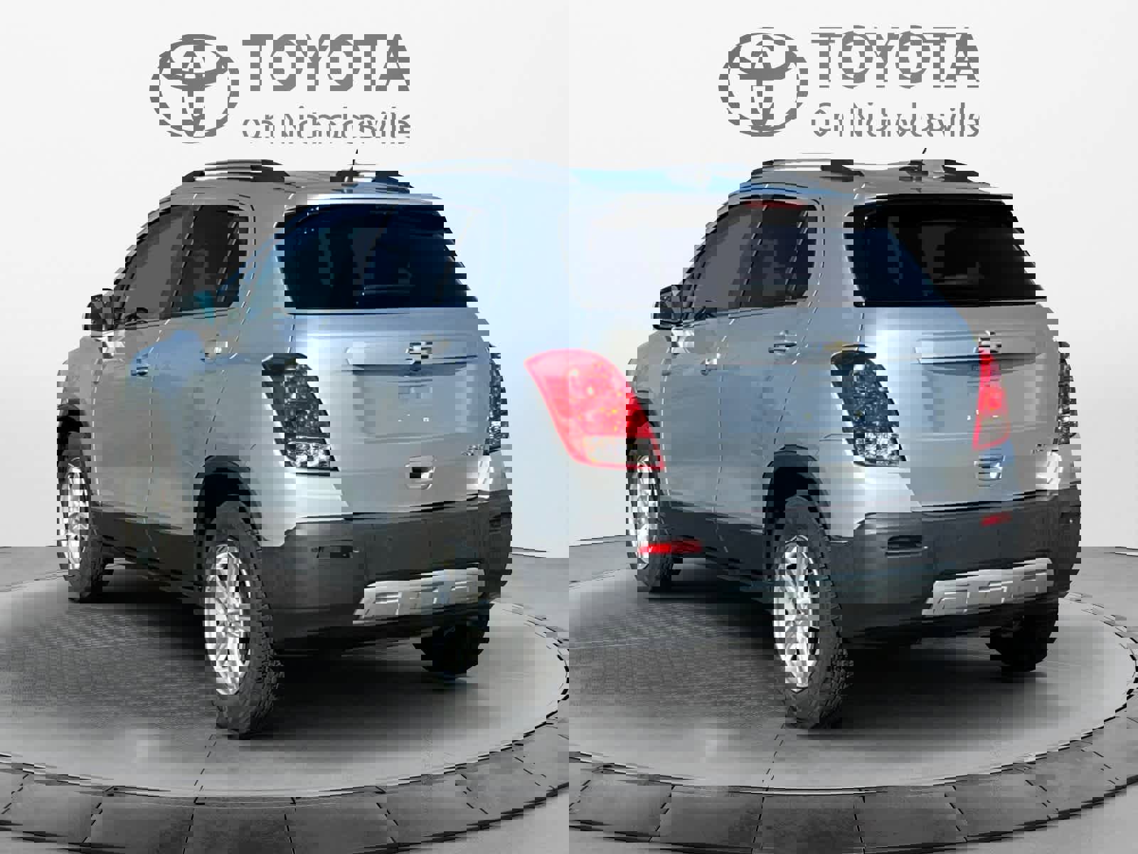 Used 2016 Chevrolet Trax LT w/ LT Convenience Package FWD image 4