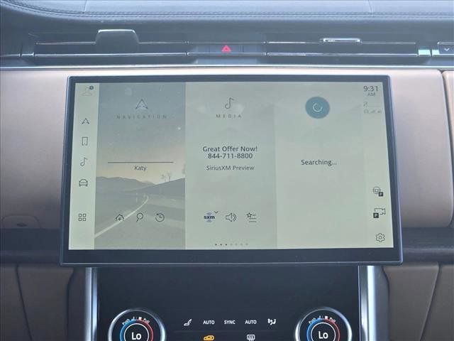 Used 2023 Land Rover Range Rover SE image 12