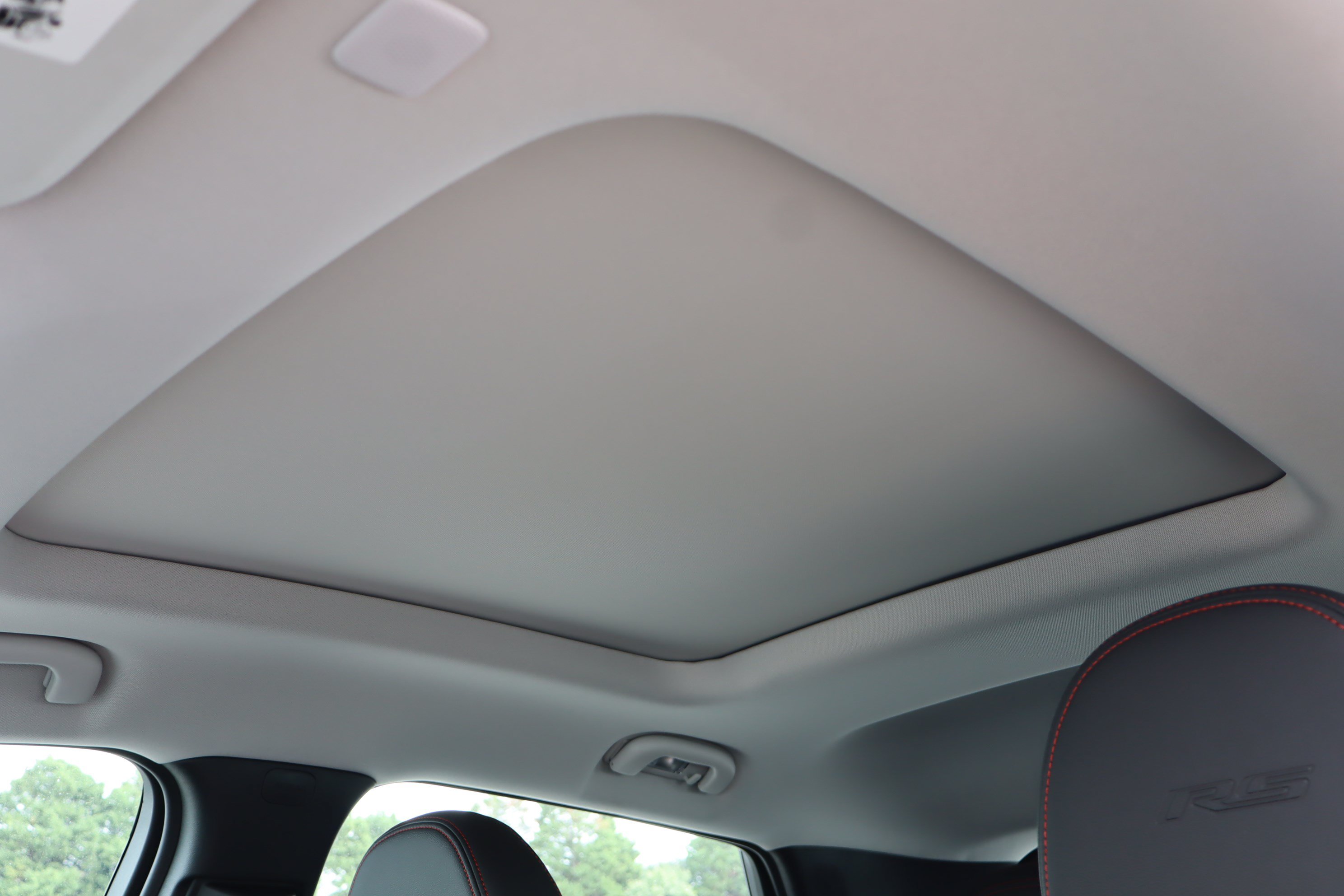 New 2027 Chevrolet Bolt RS w/ Technology Package FWD image 19