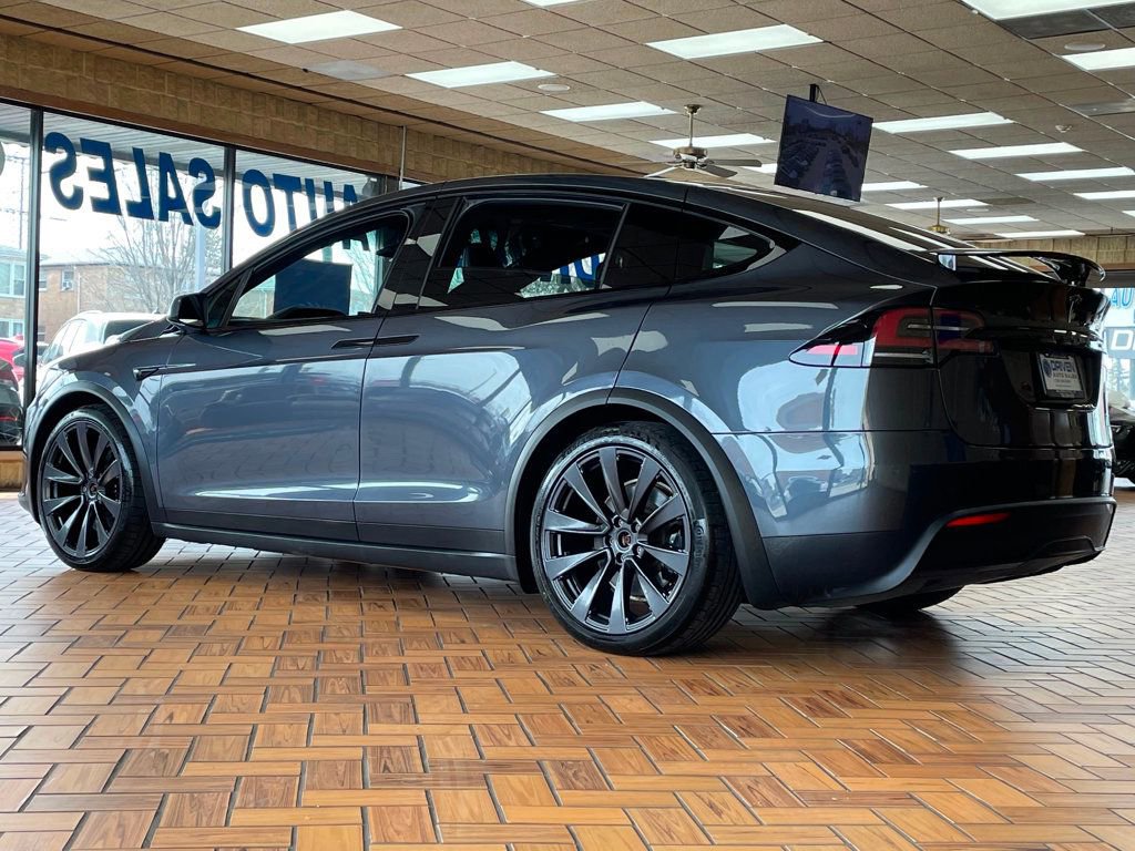 Used 2022 Tesla Model X Plaid image 7