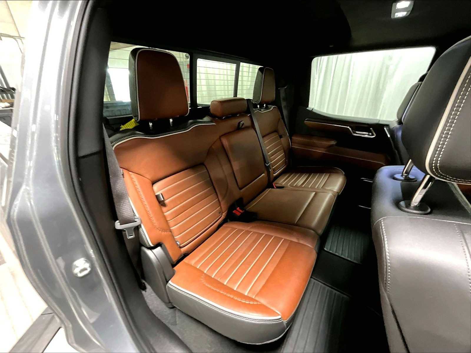 Used 2024 GMC Sierra 1500 Denali Ultimate AWD/4WD image 30