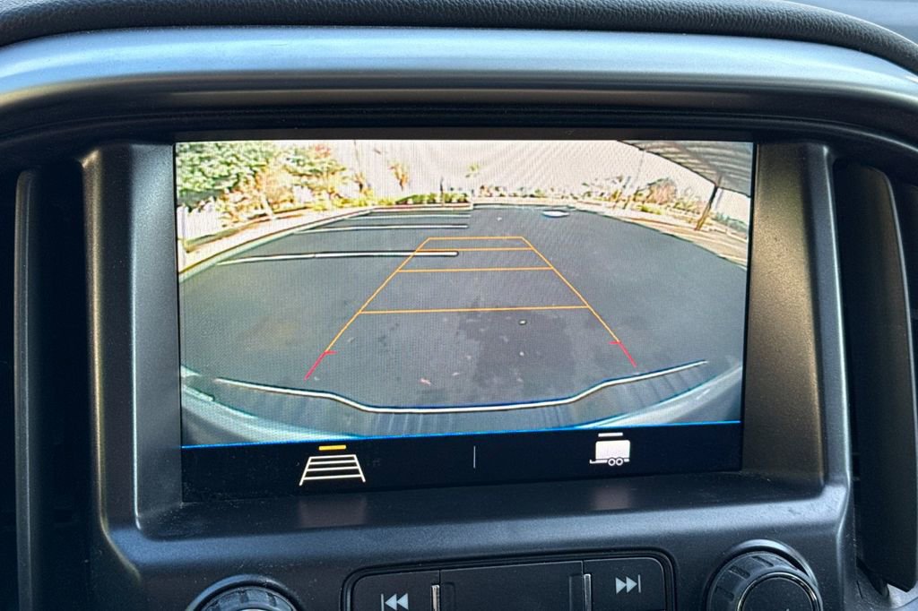 Used 2022 Chevrolet Colorado LT w/ Safety Package image 28