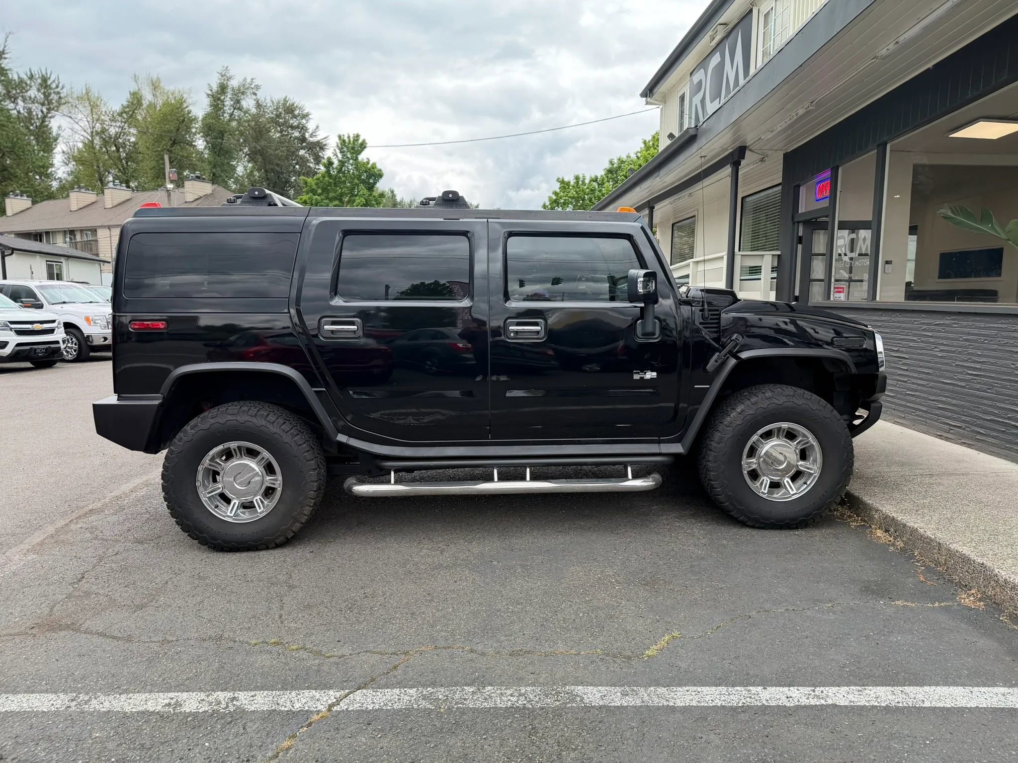 Used 2004 HUMMER H2 w/ Preferred Equipment Group AWD/4WD image 8
