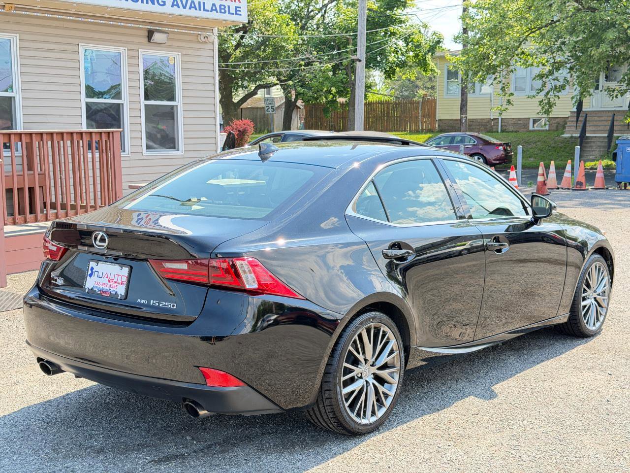 Used 2015 Lexus IS 250 AWD w/ Navigation System Package image 4