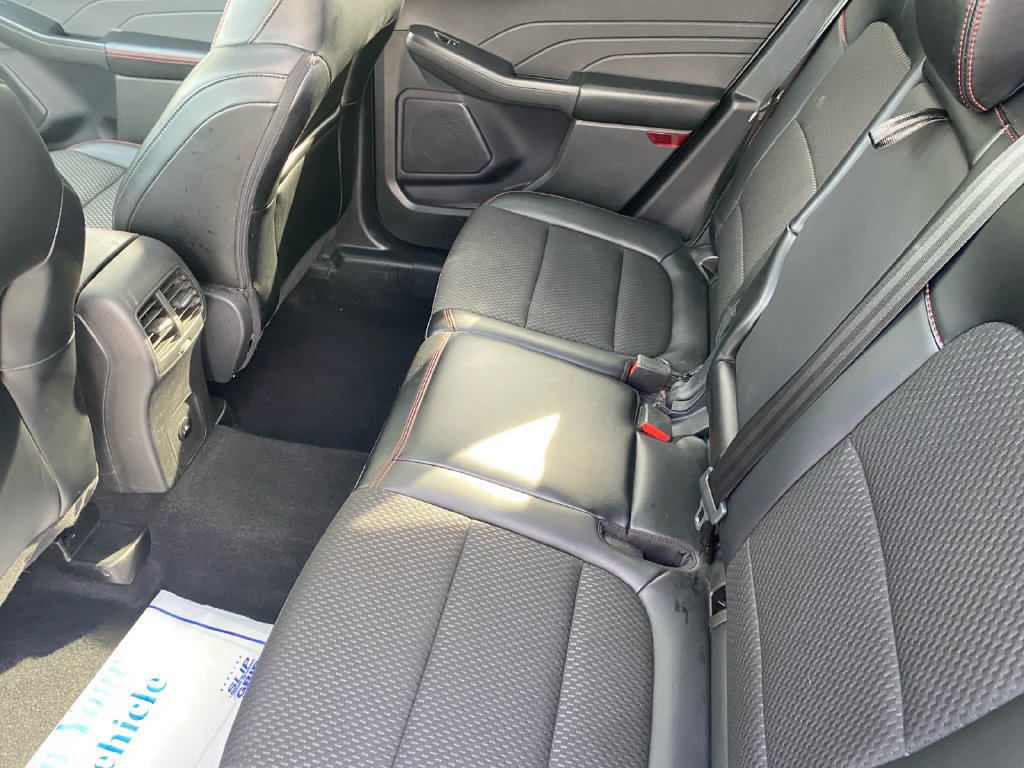 Used 2024 Ford Escape ST-Line w/ Tech Pack #1 AWD/4WD image 17