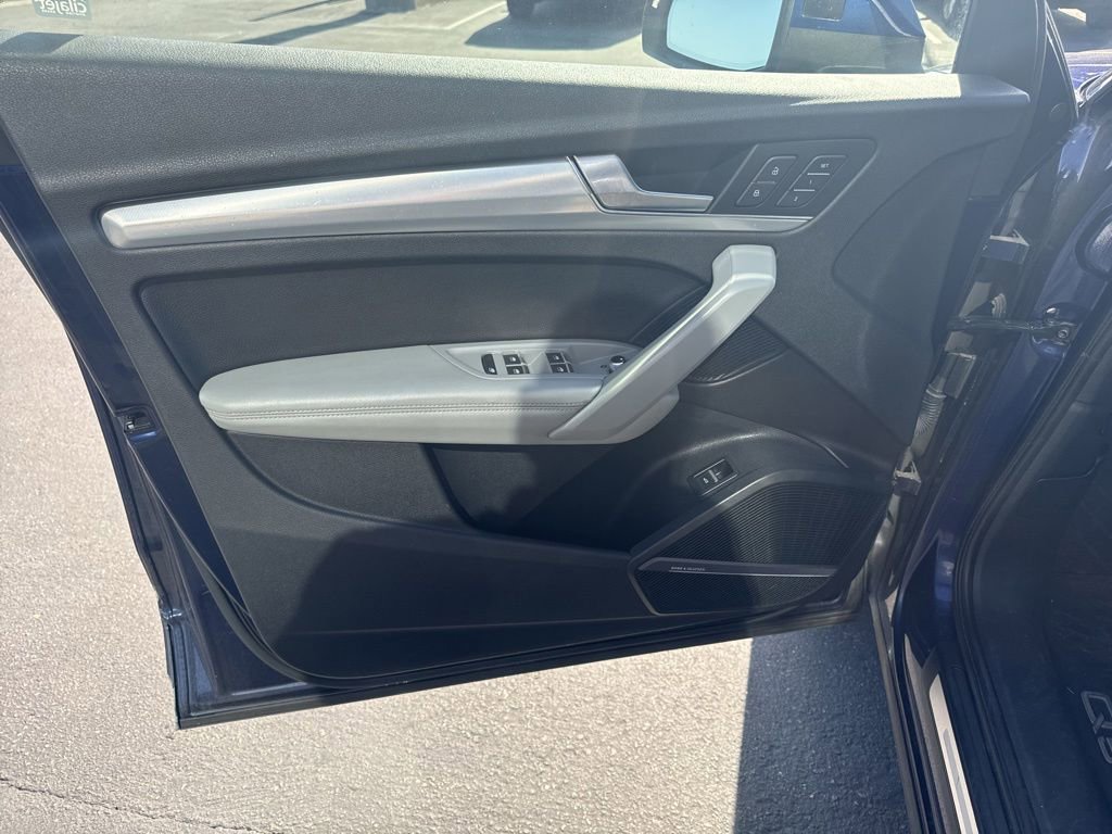 Used 2018 Audi Q5 Prestige w/ Prestige Package AWD/4WD image 10