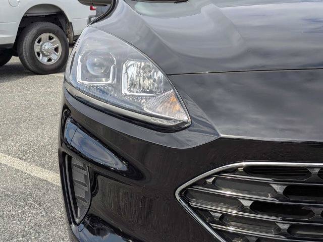 Certified 2022 Ford Escape SE w/ SE Sport Appearance Package FWD image 9