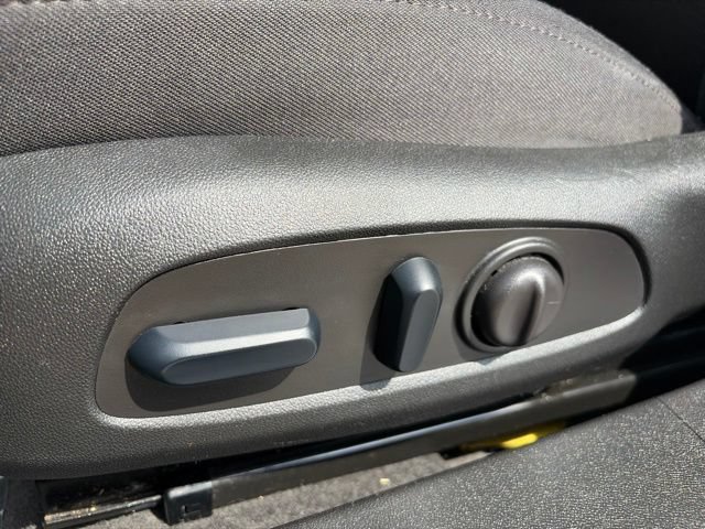 Used 2024 Chevrolet Malibu LT FWD image 13