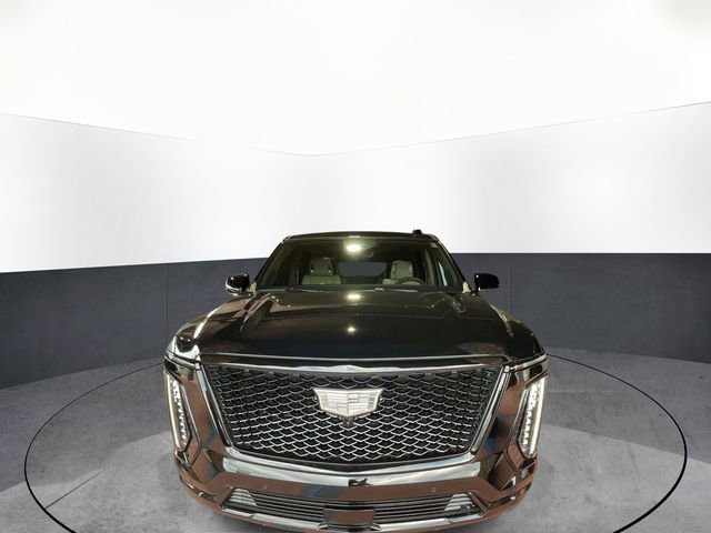 Used 2025 Cadillac Escalade Sport Platinum image 2