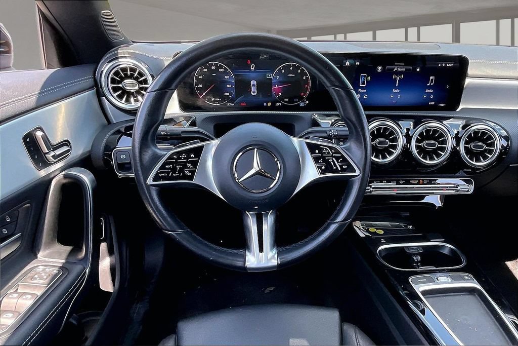 Used 2025 Mercedes-Benz CLA 250 4MATIC image 8