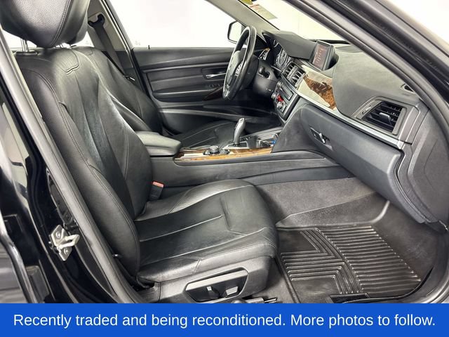 Used 2013 BMW 320i xDrive Sedan AWD/4WD image 9