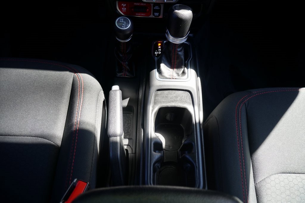 Used 2022 Jeep Wrangler Unlimited Rubicon w/ LED Lighting Group image 17