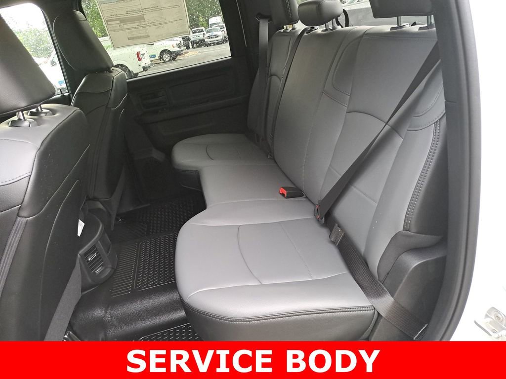 Used 2024 RAM 2500 Tradesman w/ Chrome Appearance Group image 16