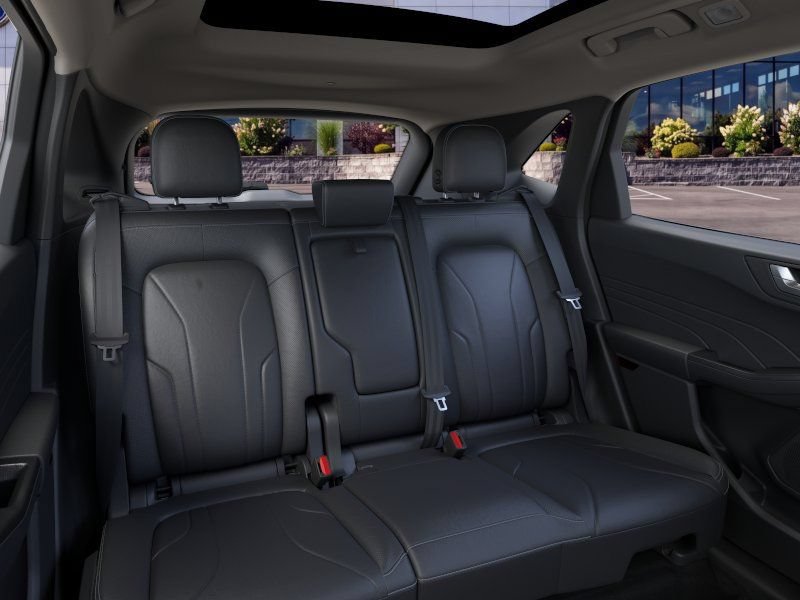 New 2025 Ford Escape SE w/ PHEV Premium Package FWD image 11