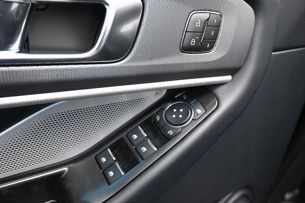 New 2026 Ford Explorer ST AWD/4WD image 11