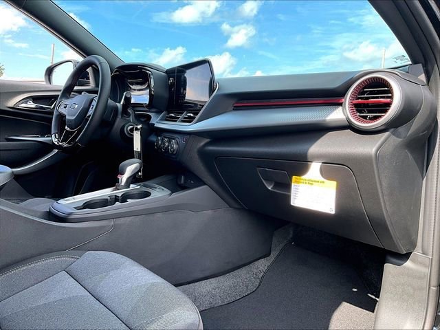New 2026 Chevrolet Trax RS w/ Driver Confidence Package FWD image 9