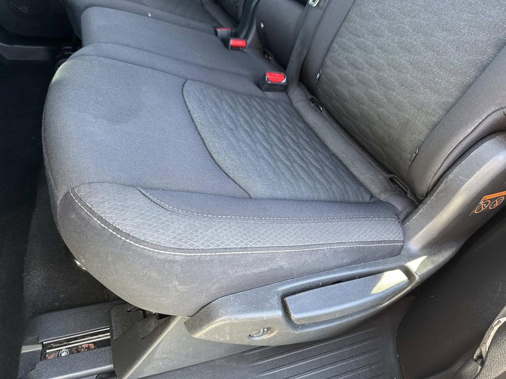 Certified 2024 Nissan Pathfinder SV image 13