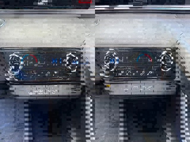 Used 2023 Hyundai Elantra SEL image 25