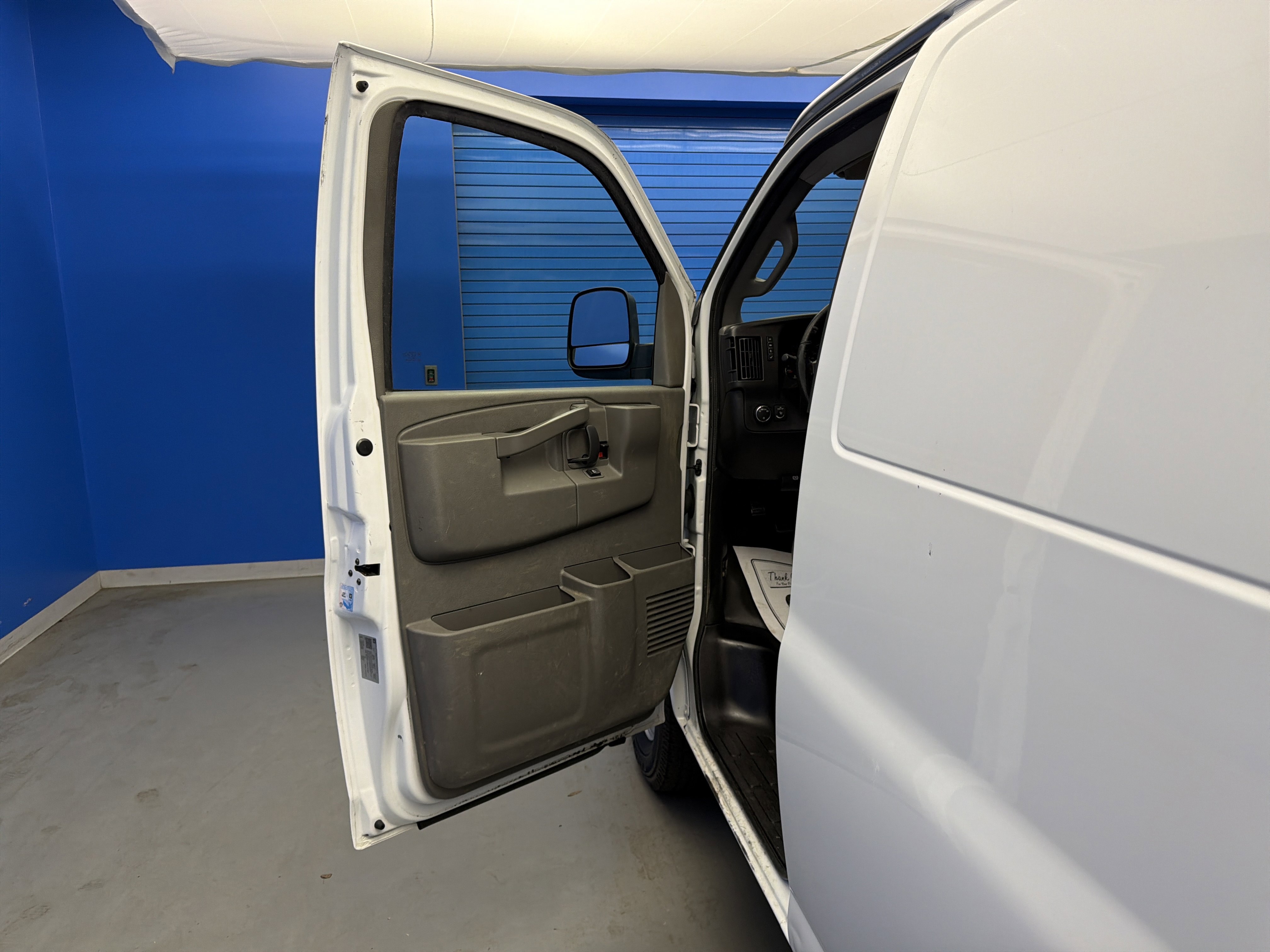 Used 2021 Chevrolet Express 2500 w/ Driver Convenience Package image 10