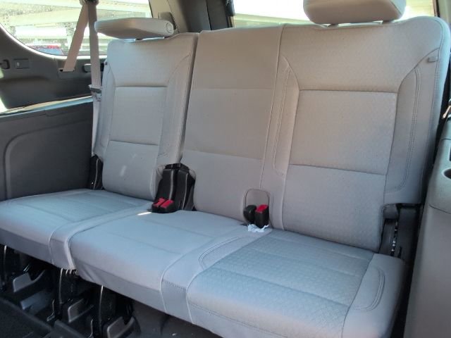 New 2026 Chevrolet Suburban LS AWD/4WD image 9