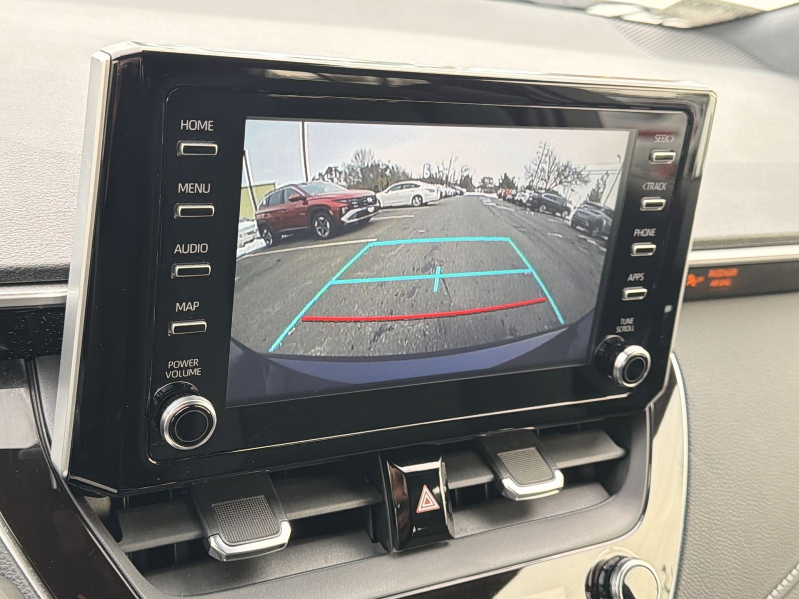 Used 2019 Toyota Corolla SE image 19