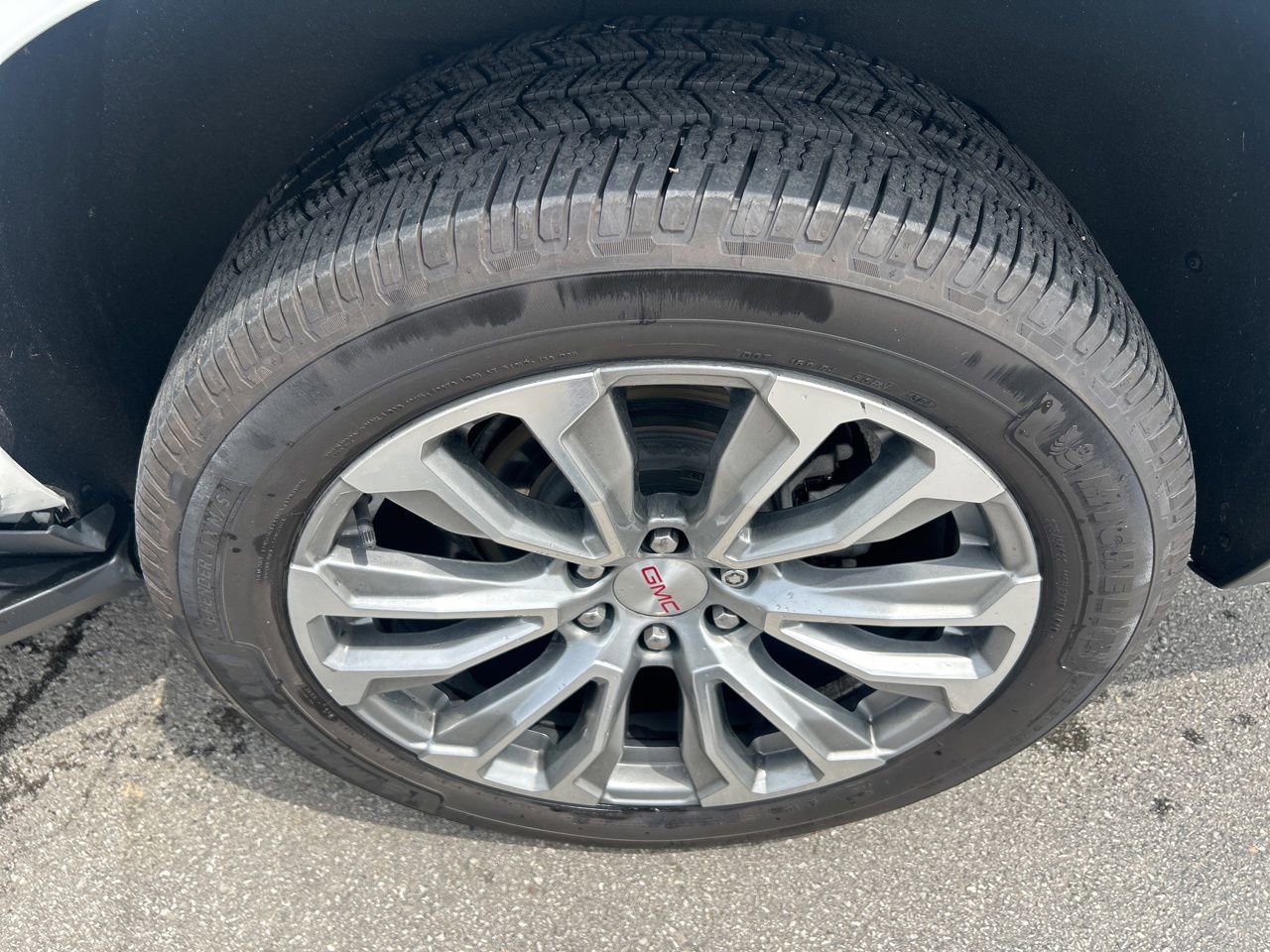 Used 2021 GMC Yukon XL Denali AWD/4WD image 10
