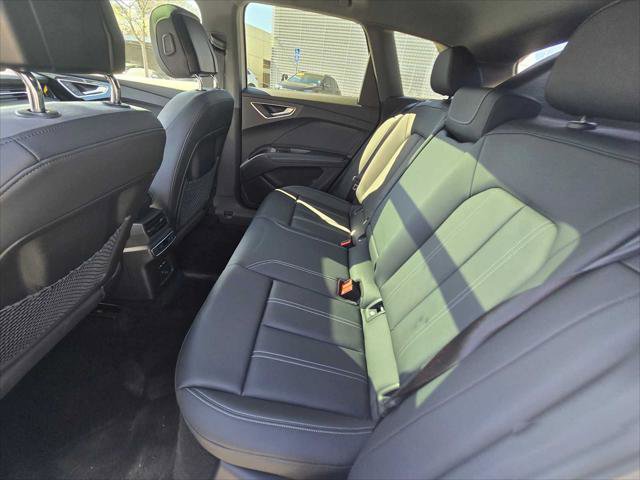 Used 2024 Audi Q4 e-tron Premium Plus image 20