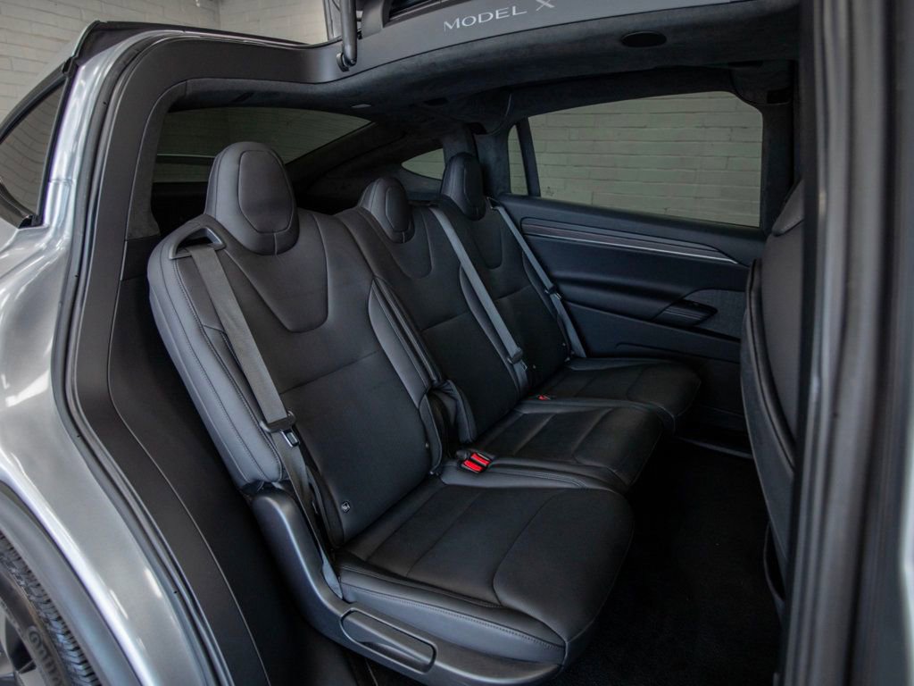 Used 2024 Tesla Model X image 31