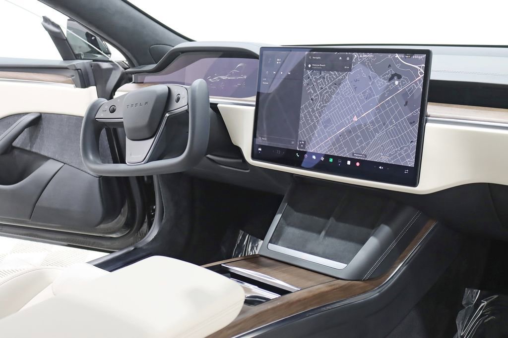 Used 2022 Tesla Model S image 33