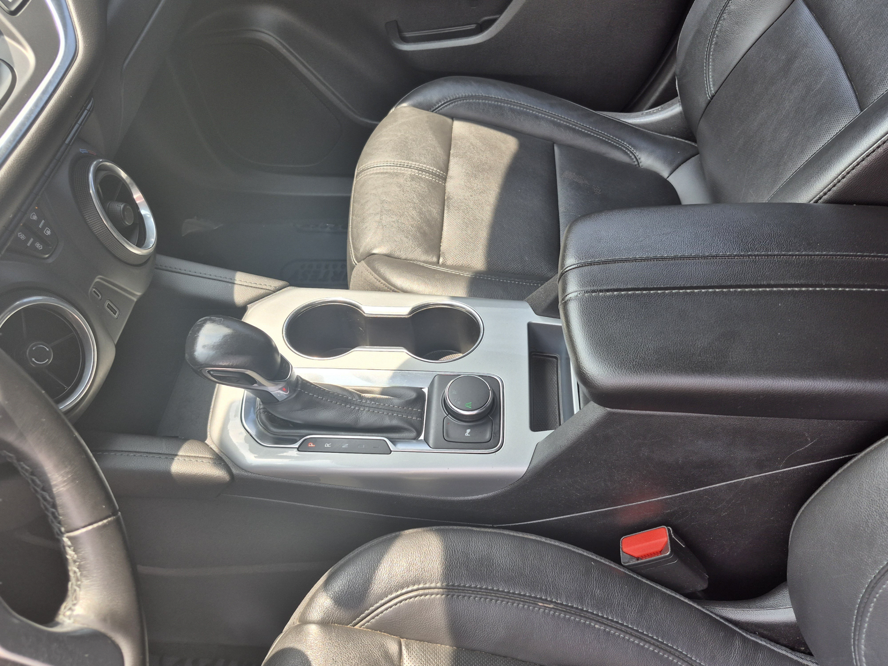 Used 2020 Chevrolet Blazer LT FWD image 22