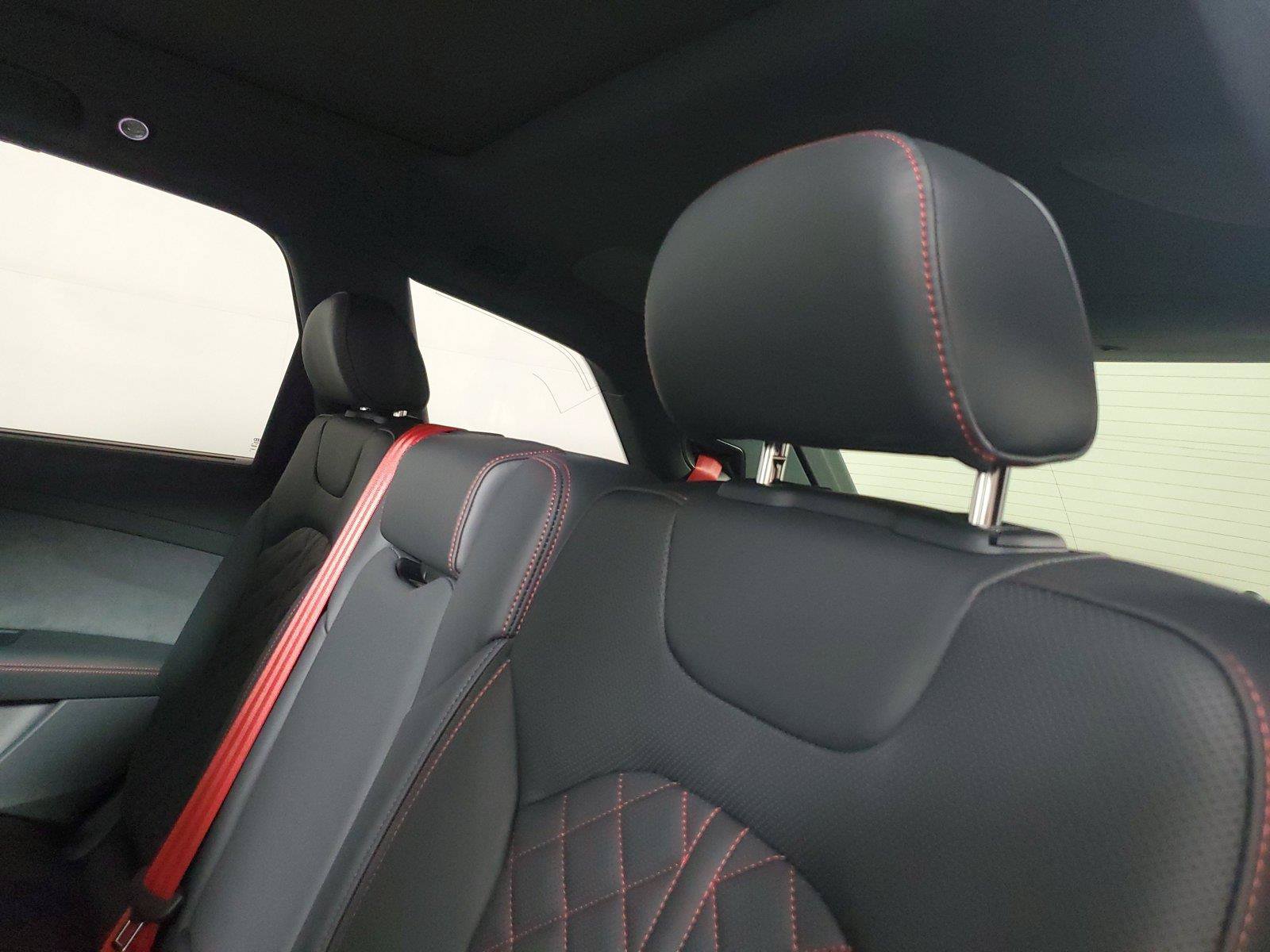 New 2026 Audi Q7 3.0T Prestige AWD/4WD image 12