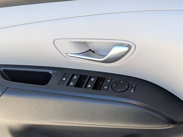 Used 2025 Hyundai Tucson SEL FWD image 23